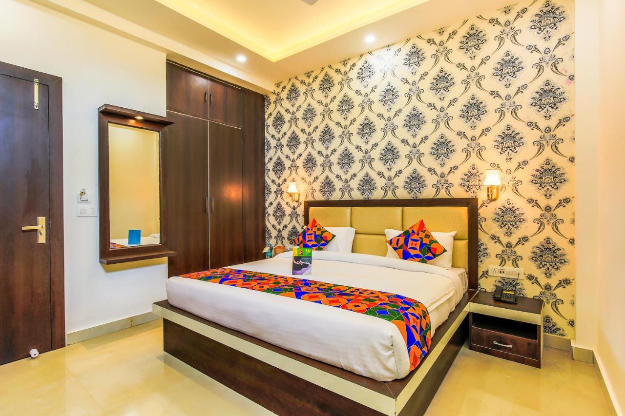 Fabhotel Star Of Taj Restobar Fatehabad Road Агра Экстерьер фото