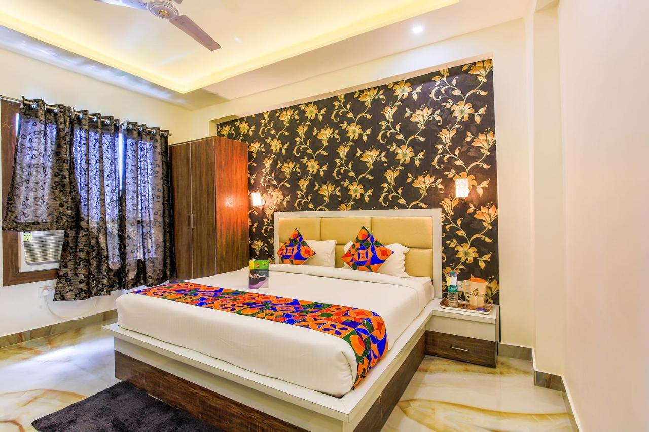Fabhotel Star Of Taj Restobar Fatehabad Road Агра Экстерьер фото