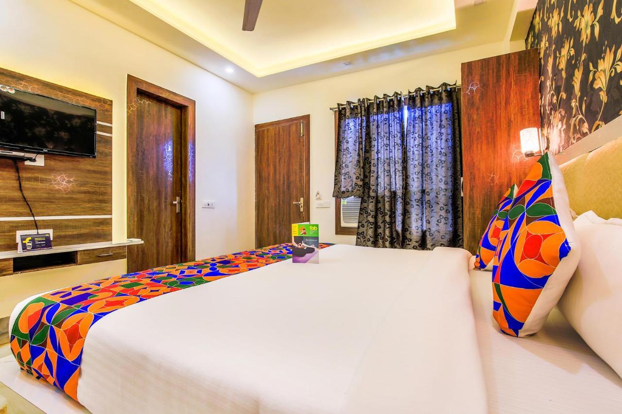 Fabhotel Star Of Taj Restobar Fatehabad Road Агра Экстерьер фото